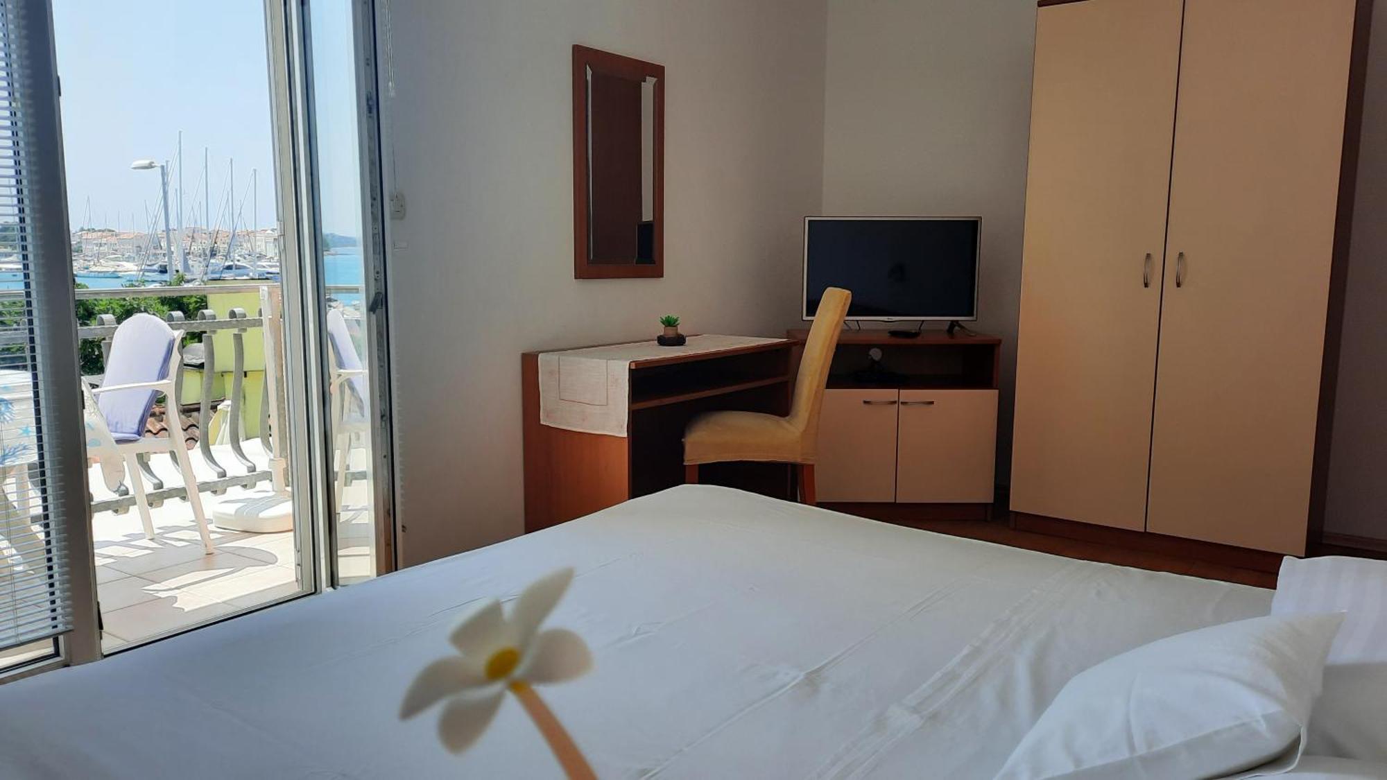 Apartments & Room Marina View Βόντιτσε Εξωτερικό φωτογραφία